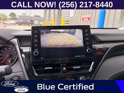 Used 2022 Toyota Camry XSE image 12