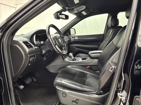 Used 2018 Jeep Grand Cherokee Altitude image 29