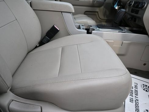 Used 2009 Ford Escape XLT image 56