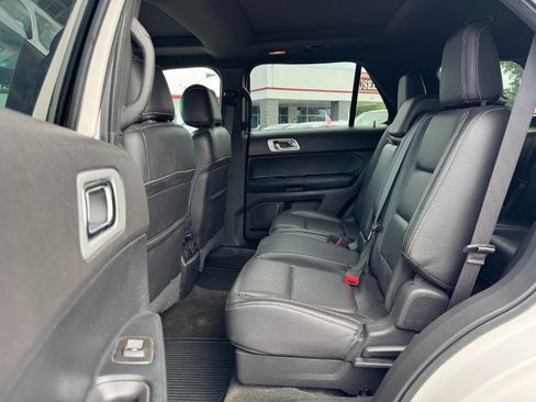 Used 2015 Ford Explorer Sport AWD/4WD image 16