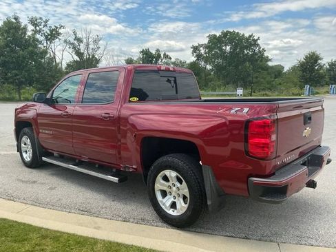 Used 2018 Chevrolet Silverado 1500 LT w/ All Star Edition AWD/4WD image 4