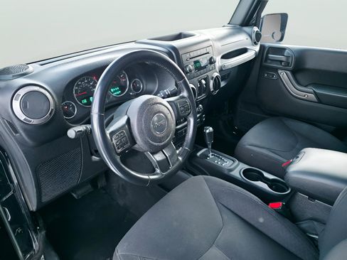 Used 2015 Jeep Wrangler Unlimited Sport w/ Quick Order Package 24S image 9