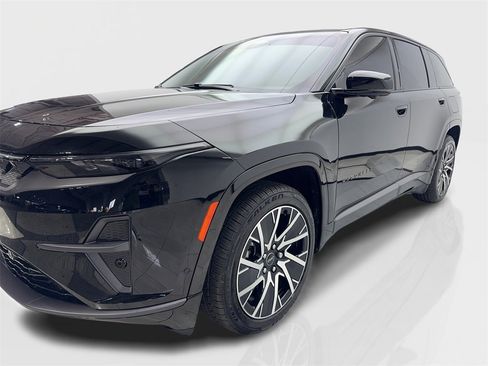 Used 2025 Jeep Wagoneer S Limited image 11