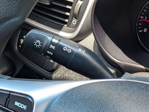 Used 2020 Kia Sorento AWD V6 image 25