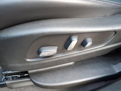 Certified 2023 Cadillac XT5 Premium Luxury image 21