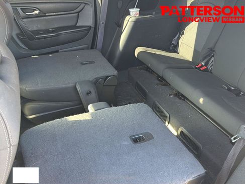Used 2014 Chevrolet Traverse LT FWD image 16