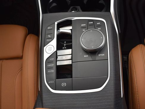 Used 2026 BMW 330i Sedan w/ M Sport Package RWD image 26