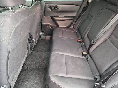 Used 2024 Nissan Rogue S AWD/4WD image 27