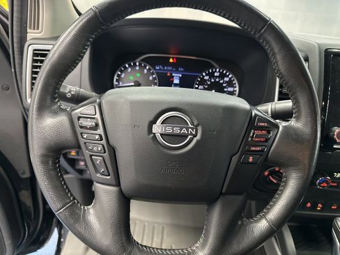 Used 2022 Nissan Frontier SV image 35