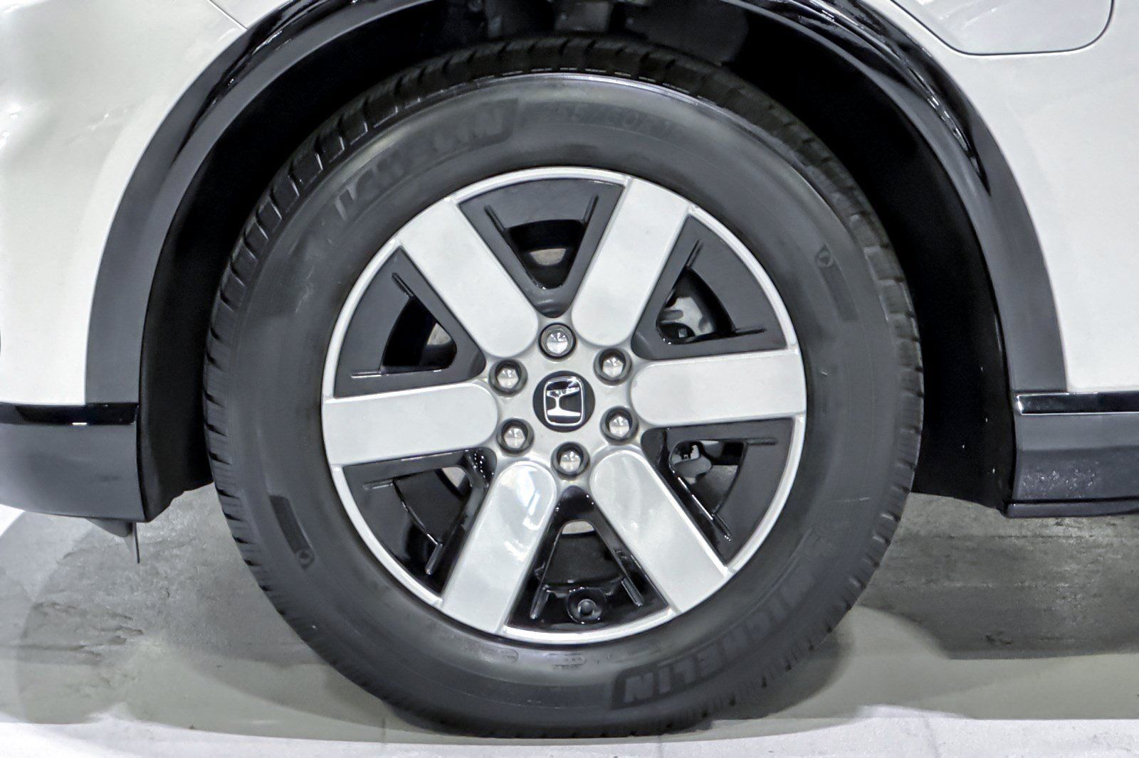 Used 2024 Honda Prologue Touring image 13