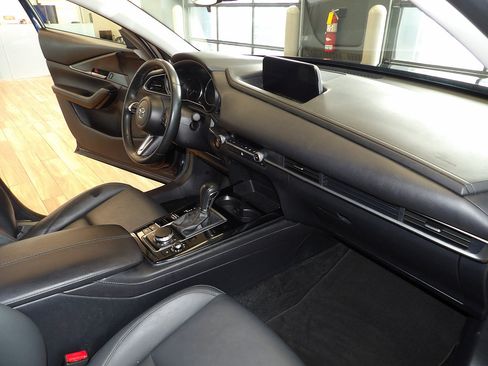 Certified 2024 MAZDA CX-30 AWD 2.5 S w/ Select Sport Pkg image 13