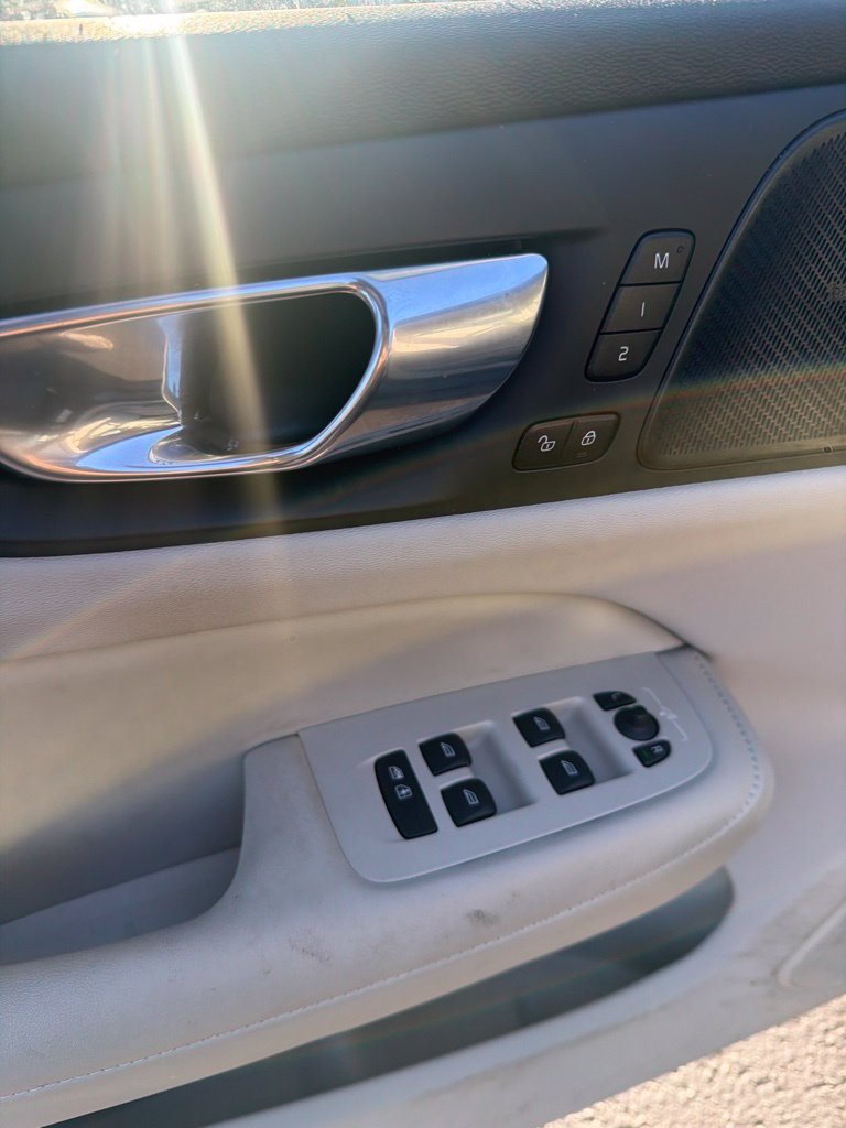 Used 2024 Volvo S60 T8 Plus w/ Climate Package AWD/4WD image 12