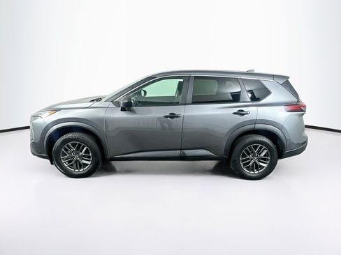 Used 2024 Nissan Rogue S FWD image 4