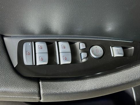 Used 2022 BMW X4 M40i w/ Parking Assistance Package image 18