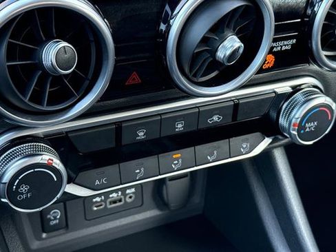 Used 2024 Nissan Sentra SV image 20