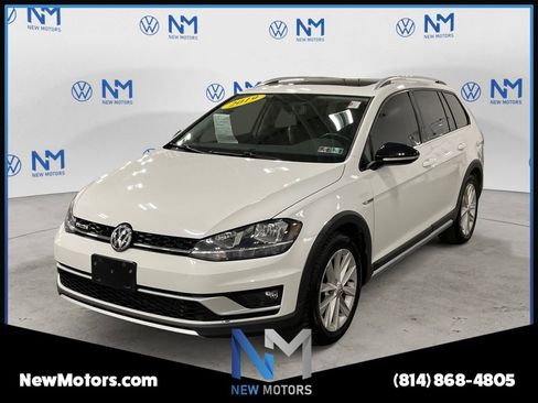 Used 2019 Volkswagen Golf Alltrack SE AWD/4WD image 1