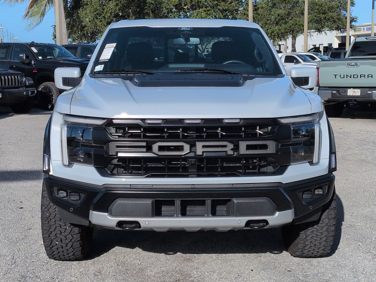 Used 2025 Ford F150 Raptor AWD/4WD image 3