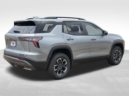 New 2026 Chevrolet Equinox ACTIV w/ Convenience Package III FWD image 6