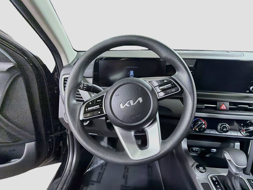 Used 2024 Kia Seltos LX AWD/4WD image 13