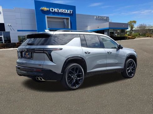 Used 2026 Chevrolet Traverse RS AWD/4WD image 25