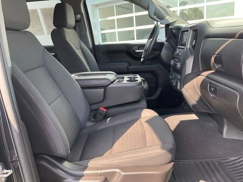 Used 2023 Chevrolet Silverado 1500 Custom AWD/4WD image 17
