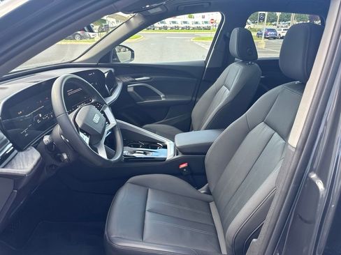 Used 2025 Audi Q5 Premium w/ Convenience Package AWD/4WD image 24
