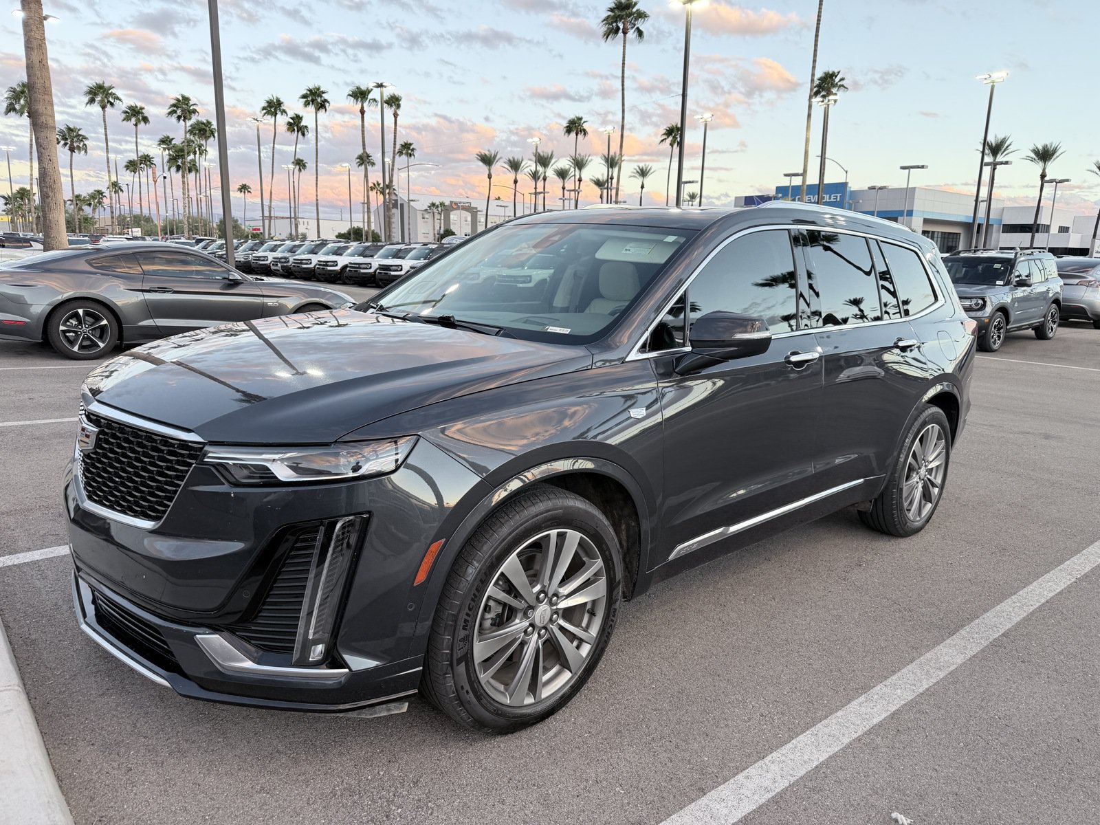 Used 2021 Cadillac XT6 Premium Luxury FWD image 5
