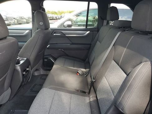 New 2026 GMC Acadia Elevation image 11