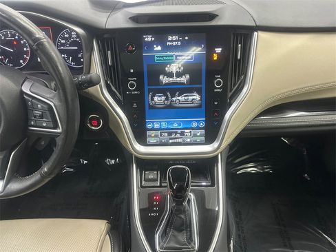 Used 2023 Subaru Outback Limited image 32