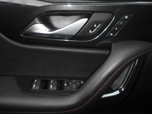 Used 2020 Chevrolet Blazer RS image 15