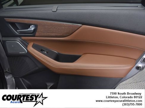 Certified 2025 Acura MDX SH-AWD w/ Advance Package image 29