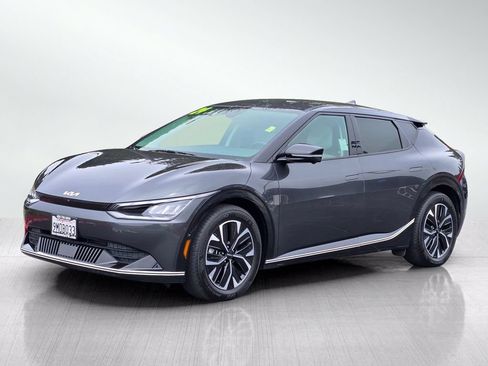 Used 2024 Kia EV6 Wind w/ Wind Technology Package AWD/4WD image 8