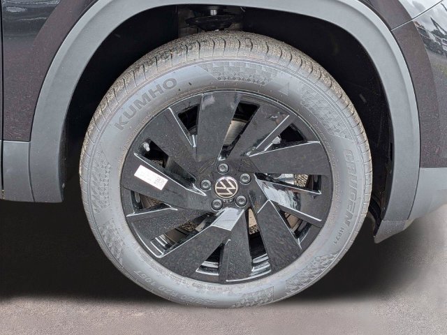 New 2026 Volkswagen Atlas SE FWD image 11