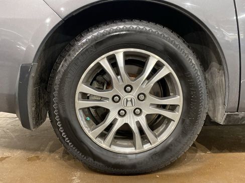 Used 2011 Honda Odyssey EX image 17