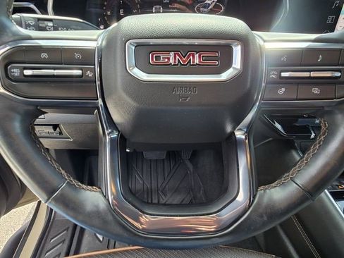 Certified 2024 GMC Canyon AT4 w/ AT4 Premium Package AWD/4WD image 27