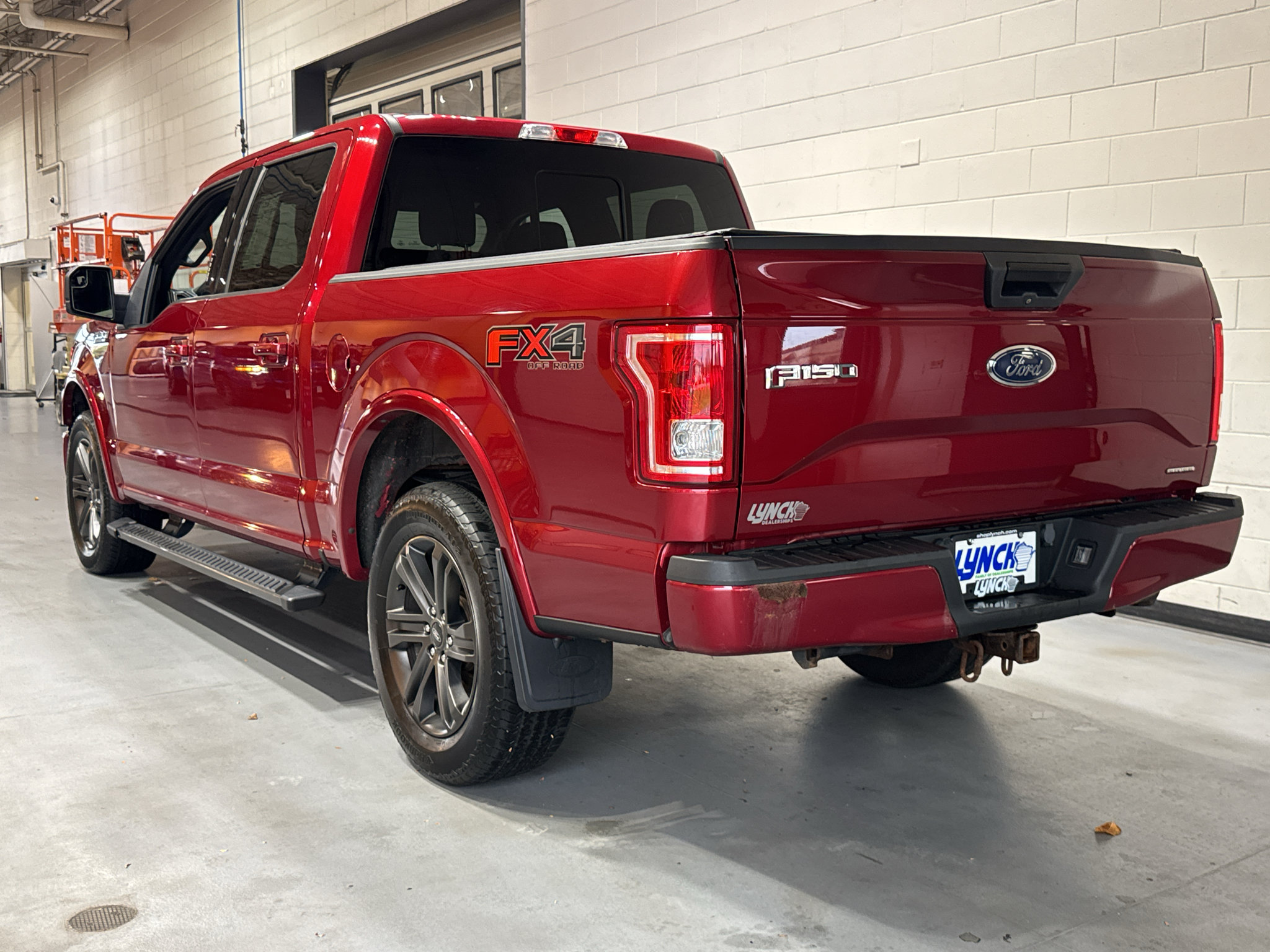 Used 2015 Ford F150 XLT w/ Equipment Group 301A Mid AWD/4WD image 3