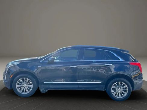 Used 2017 Cadillac XT5 Luxury AWD/4WD image 4
