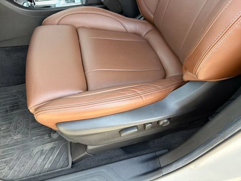 Used 2024 Subaru Ascent Touring AWD/4WD image 21
