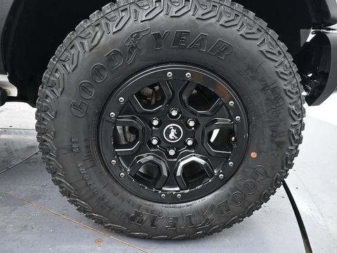Used 2023 Ford Bronco Wildtrak AWD/4WD image 26