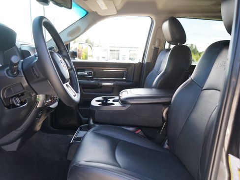 Used 2017 RAM 2500 Laramie AWD/4WD image 19