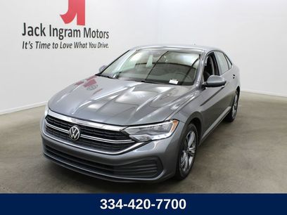 Used 2024 Volkswagen Jetta SE