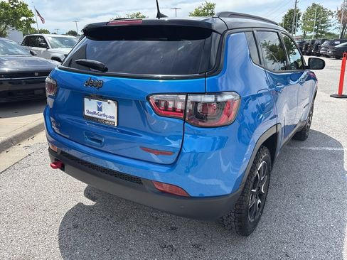 Used 2025 Jeep Compass Trailhawk AWD/4WD image 27