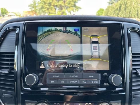Used 2021 Nissan Titan PRO-4X w/ Pro-4x Convenience Package AWD/4WD image 30