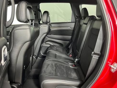 Used 2018 Jeep Grand Cherokee SRT AWD/4WD image 27