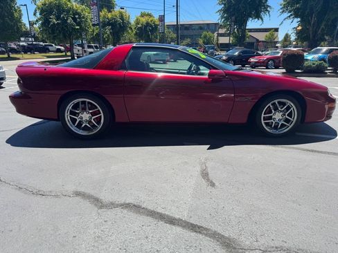 Used 2002 Chevrolet Camaro Z28 w/ Preferred Equipment Group 2 RWD image 7