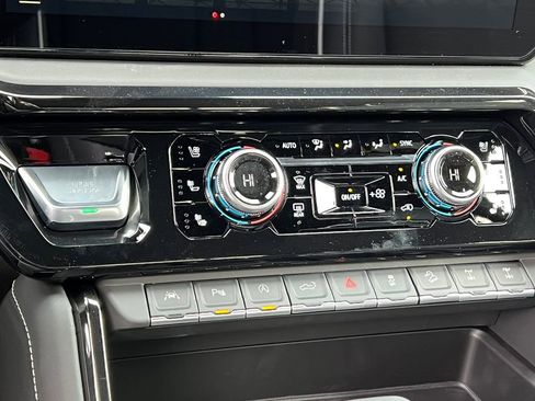 New 2026 GMC Sierra 1500 AT4X image 37