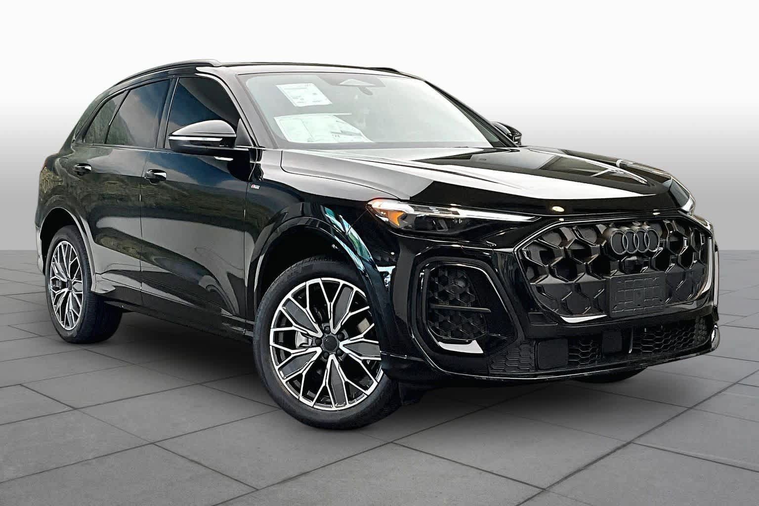 New 2026 Audi Q5 Premium Plus w/ Premium Plus AWD/4WD image 2