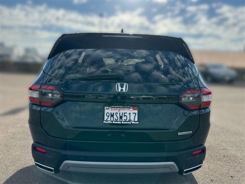 Used 2025 Honda Pilot Touring image 34