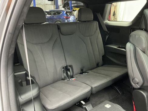 Used 2025 Hyundai Palisade Calligraphy image 24