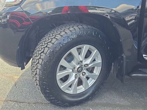 Used 2017 Toyota Land Cruiser AWD/4WD image 34